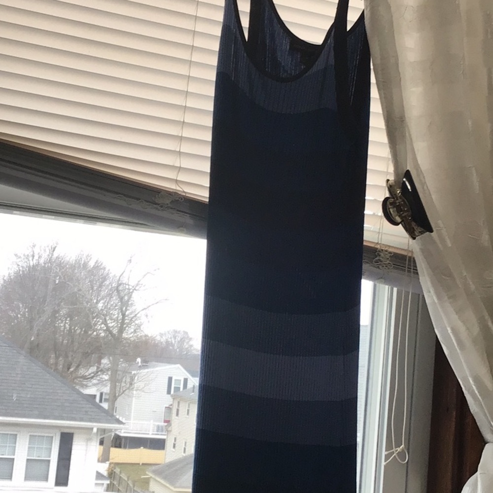 🧚🏼♀️Host Pick!✨💁🏼♀️Banana Republic Factory 🏭 Ombré Midi dress size LP💐😊 - Picture 6 of 6